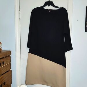 Dana Buchman Black and Tan Asymmetrical Sheath Dress Large